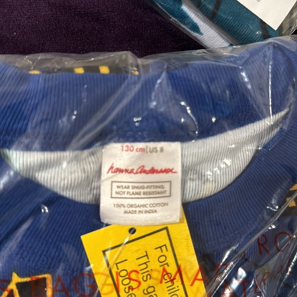 Hanna anderson PJ 130cm 8-9yr - Picture 3 of 3